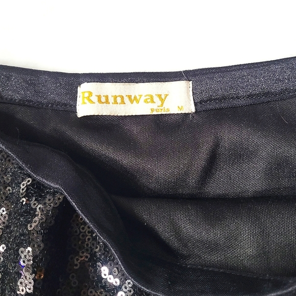 Stunning sequin mini skirt - Picture 4 of 4